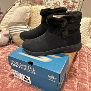 Skechers Women's Black Ankle Boots